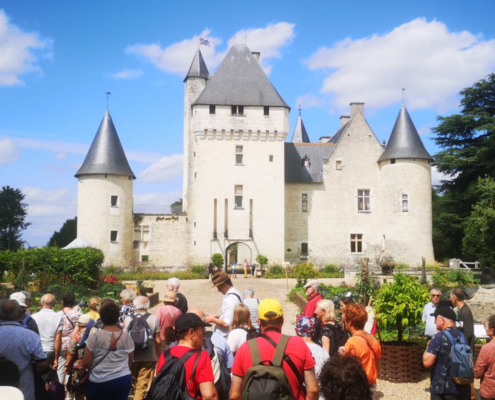 Le "Châteaux Express" rencontre son public de Saumur à Thouars